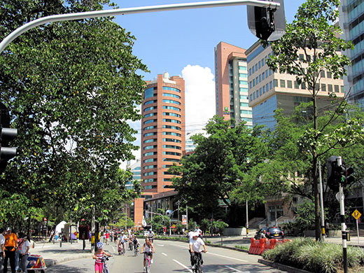 Sunday on the avenue brings everyone out in Medellín 