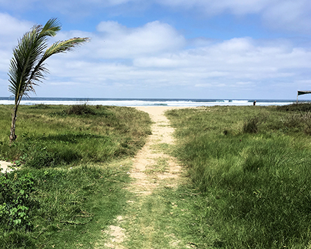 Olón is perfect for those interested in peaceful seaside living