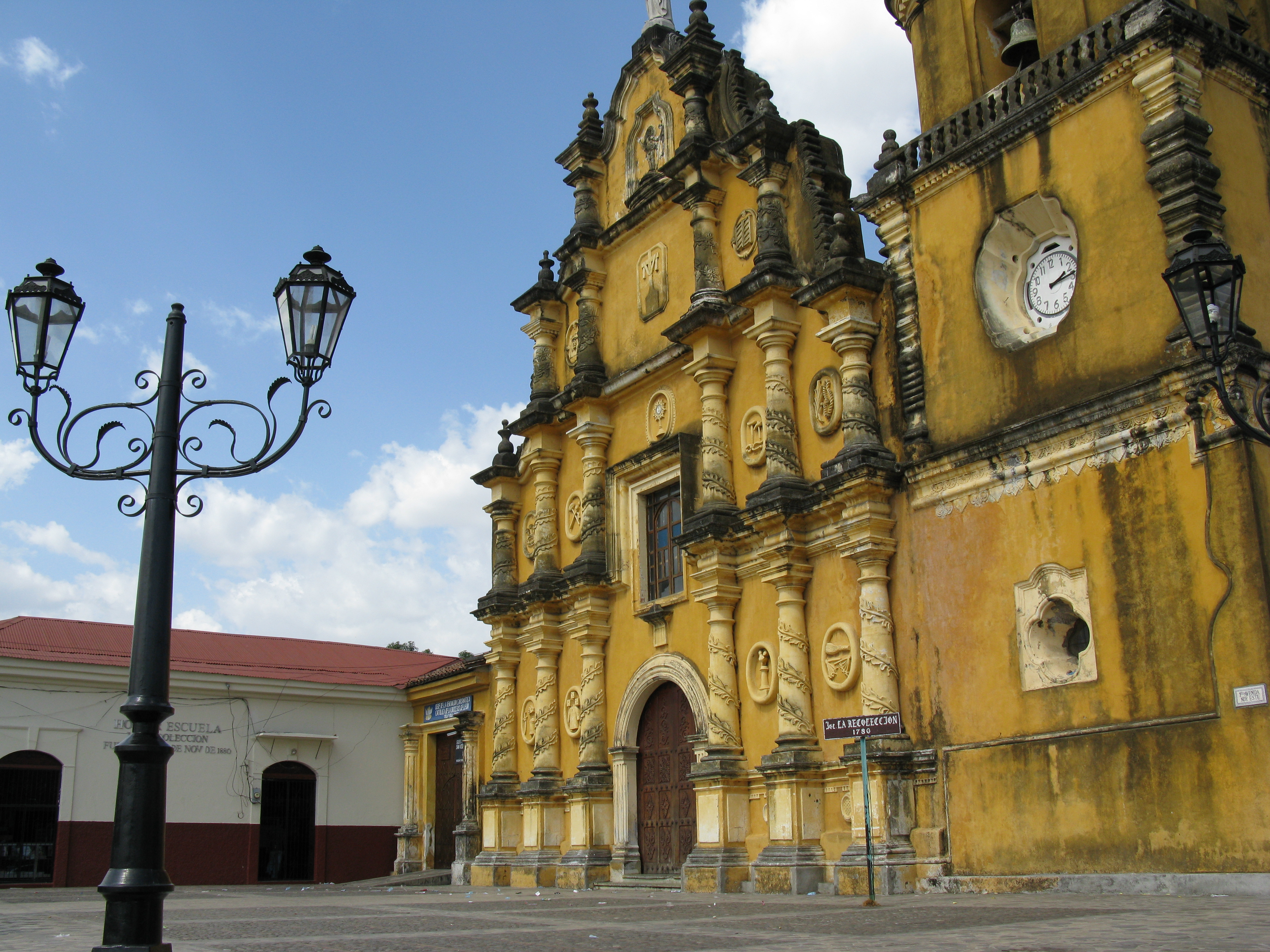 León's La Recolección church has been a landmark since 1780