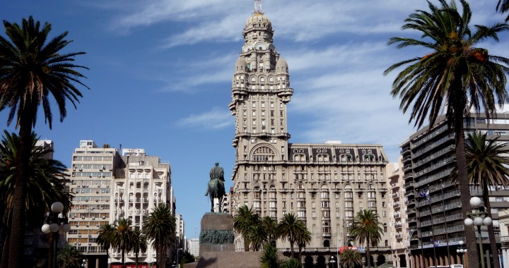Plaza Independencia montevideo