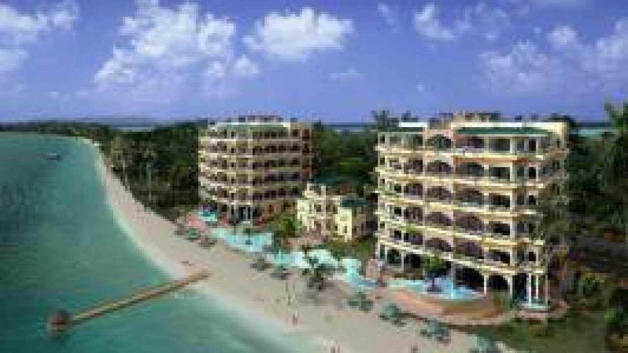 Is there gambling in belize