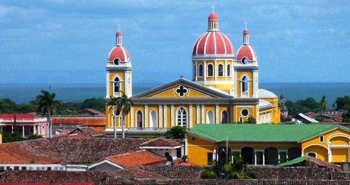 granada_nicaragua-church