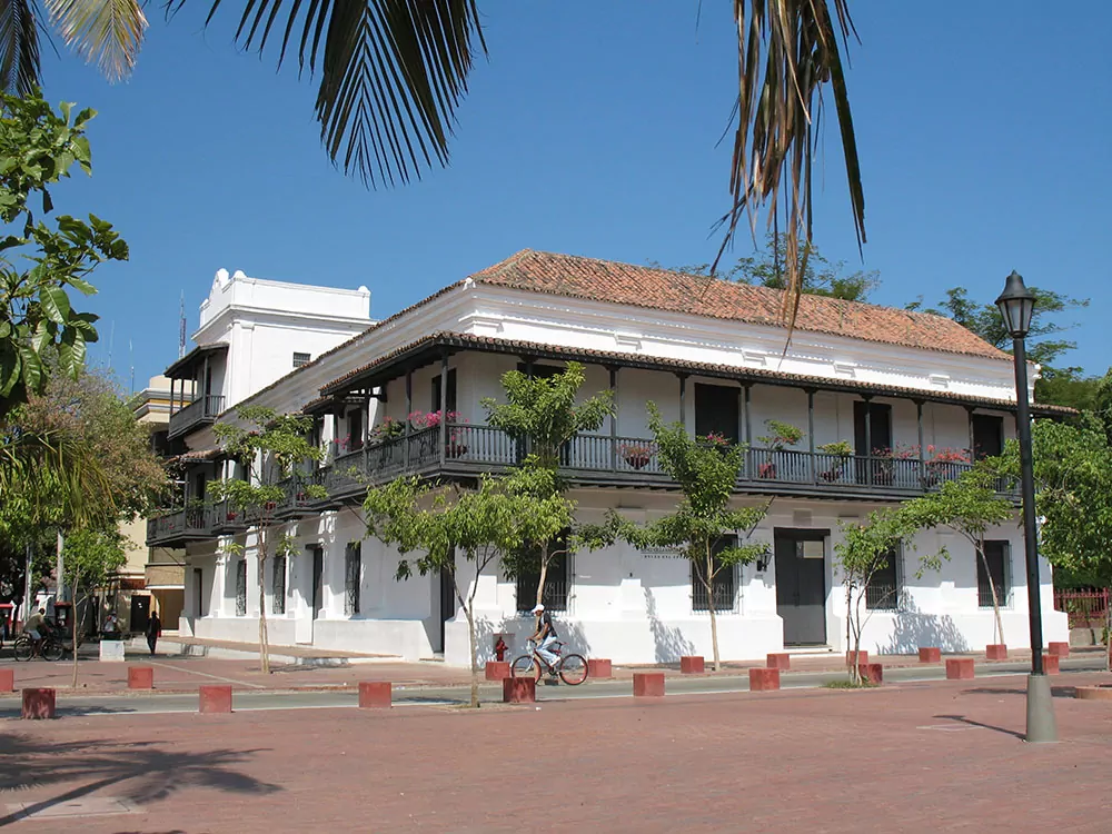 Santa Marta's first building with its colonial architecture and wrought iron balcony