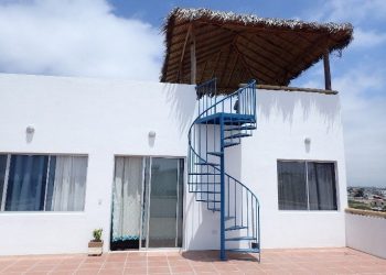 exterior of a house, ecuador