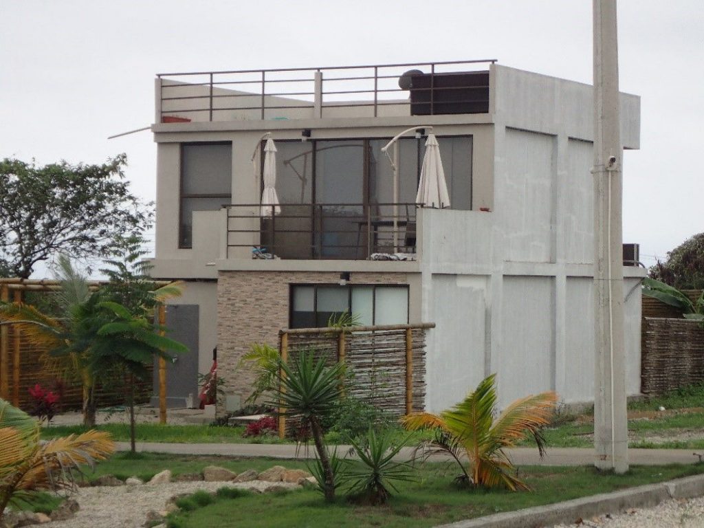 A three stroy home in Punta Blanca, Ecuador