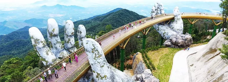 Bridge in Da Nang, Vietnam