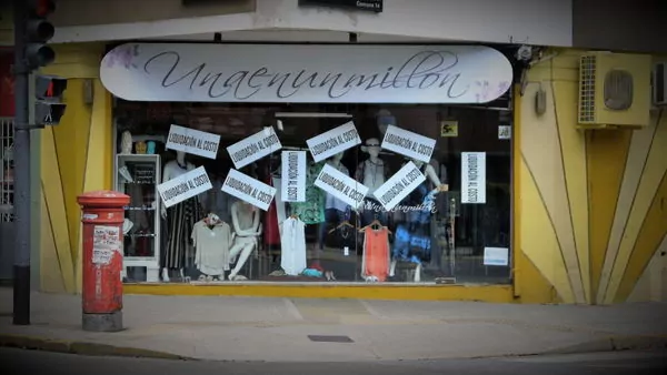 A business closing down in Palermo, Argentina