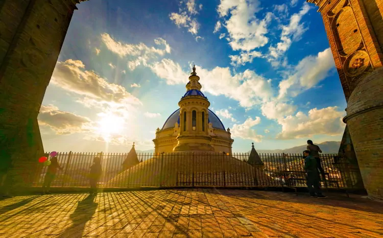 A cathedral in Cuenca, Ecuador during sunrise