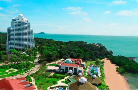 Beach condos in Panama