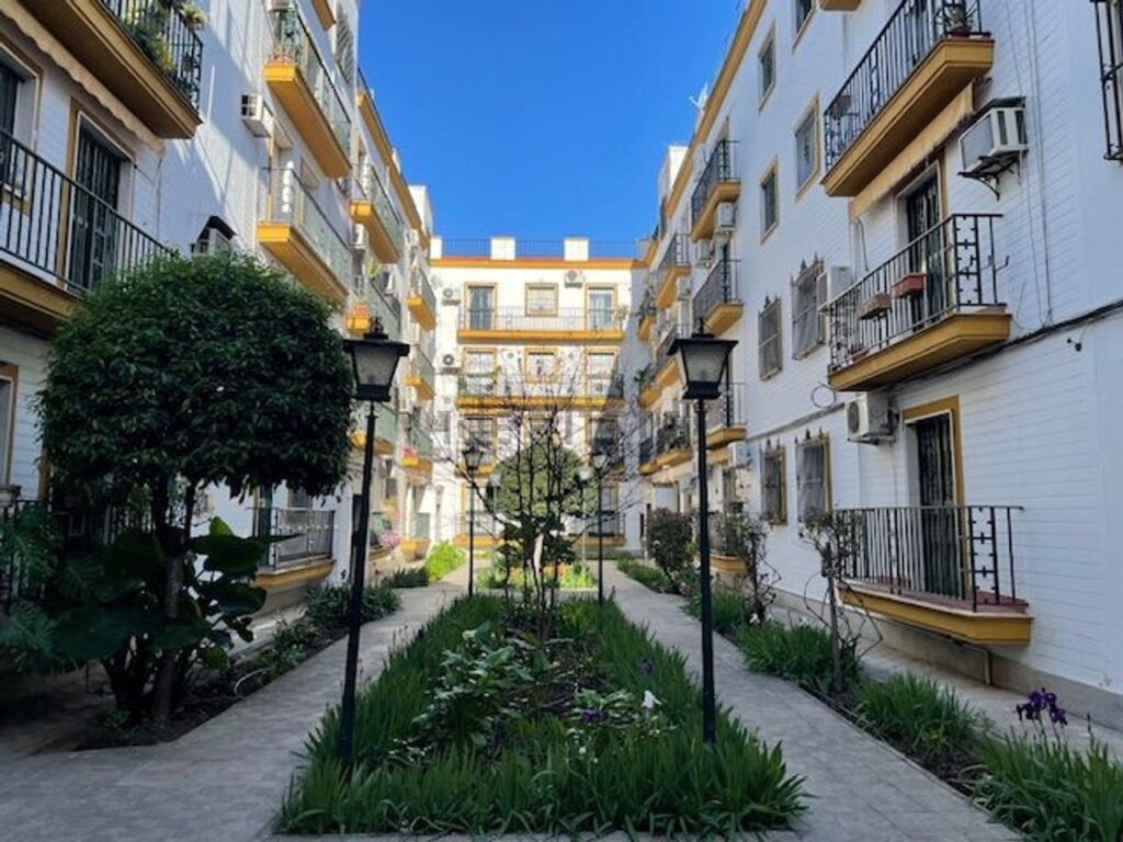 Sevilla spain - live and invest overseas 