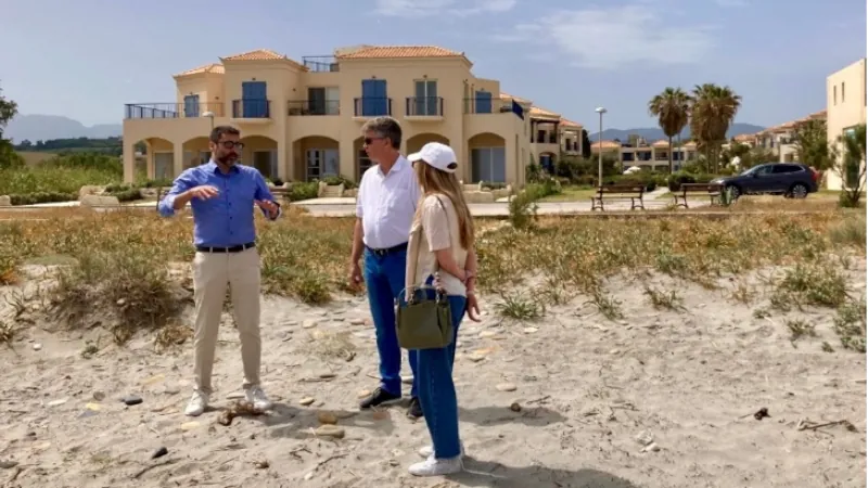 Lief Simon And Sophia Titley touring Mediterranean beach properties